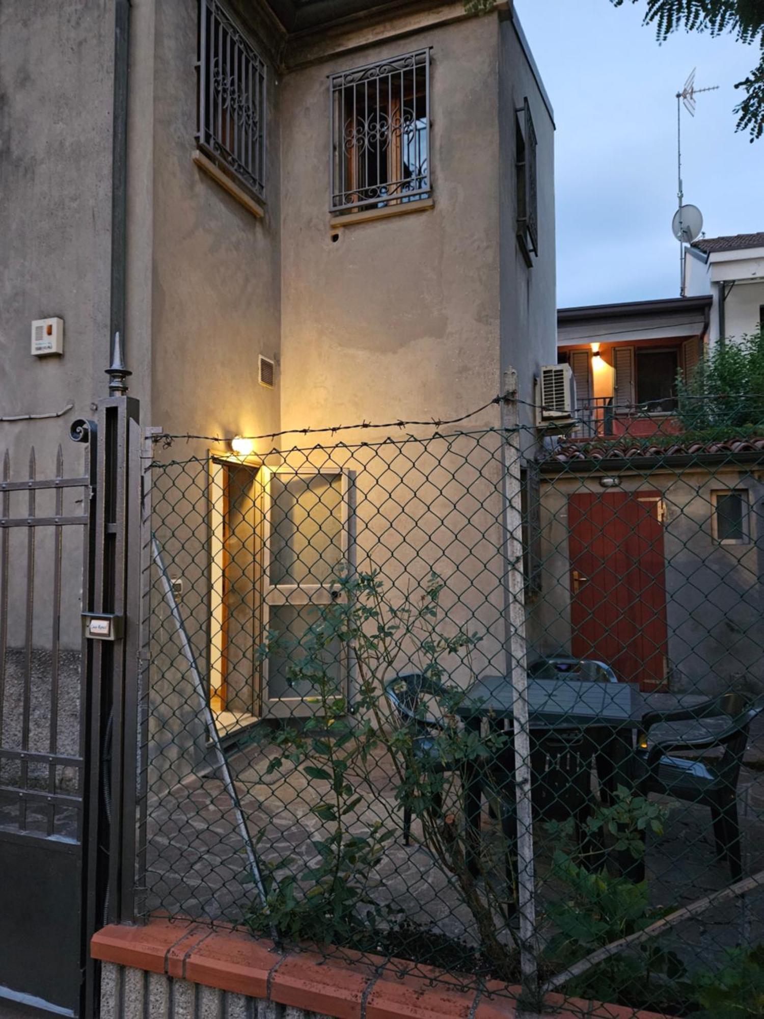 Casa Ronci - Centro Storico - Palacongressi Rimini Eksteriør billede